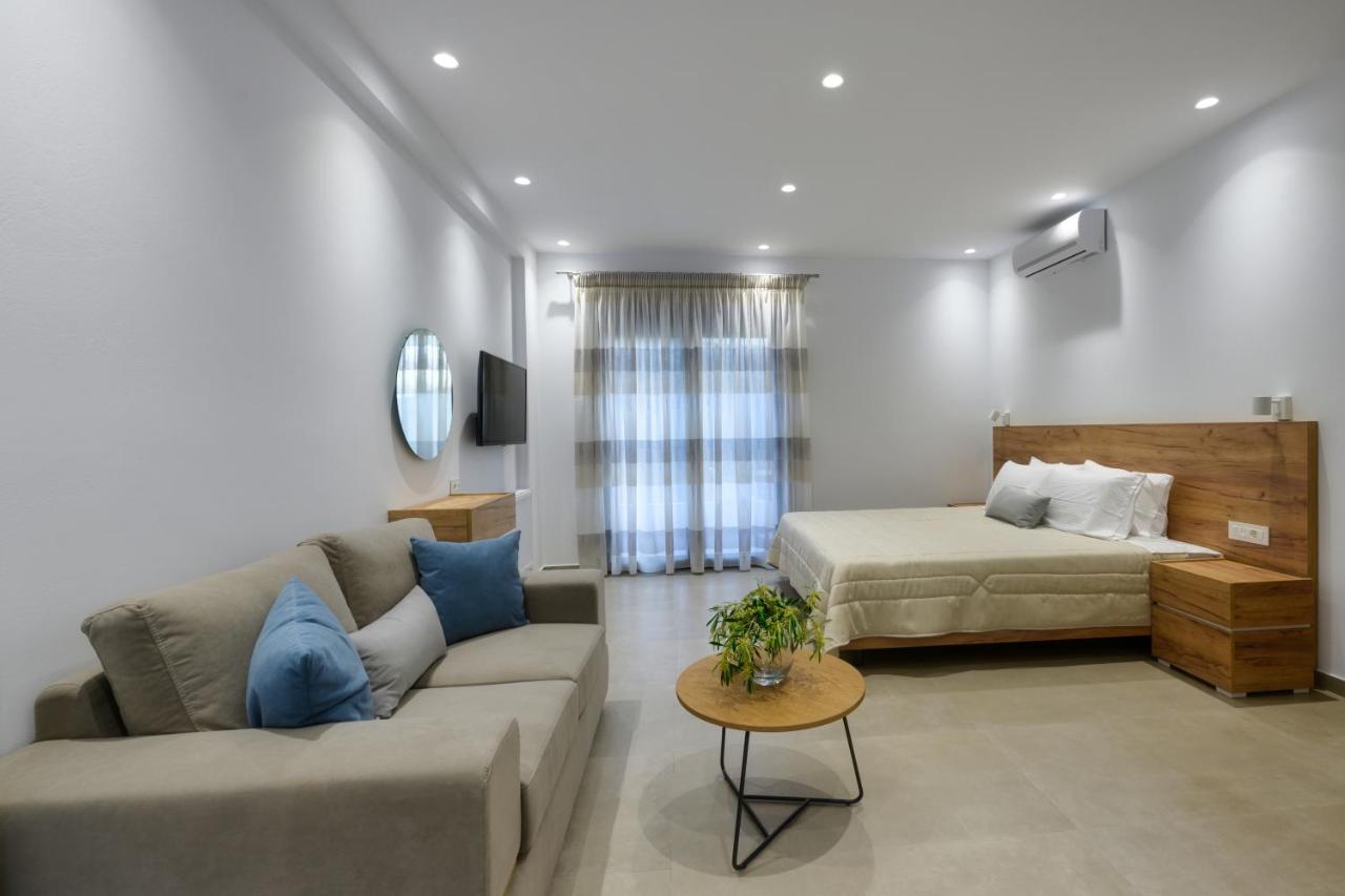 Suites Of Happiness Парга Екстериор снимка