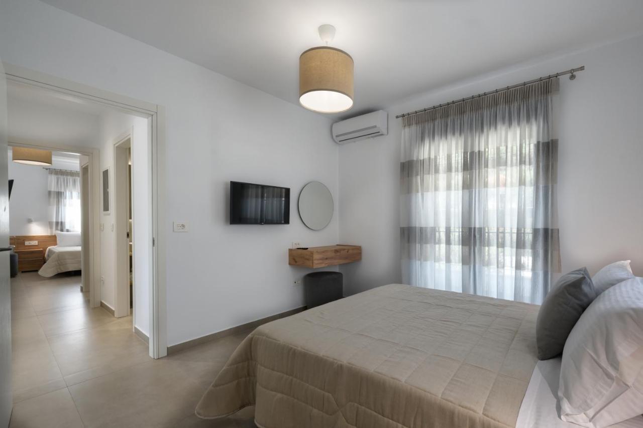 Suites Of Happiness Парга Екстериор снимка