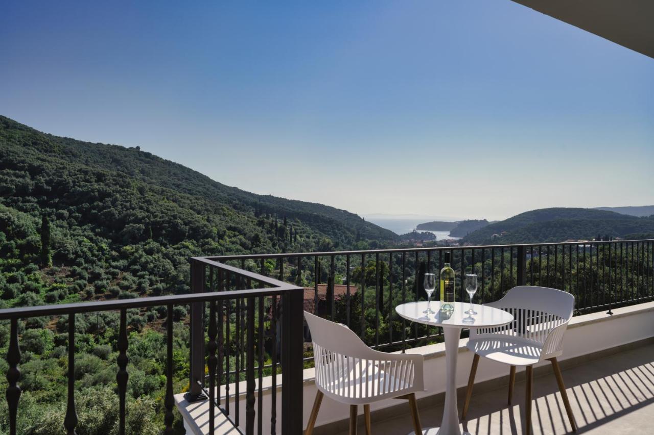 Suites Of Happiness Парга Екстериор снимка