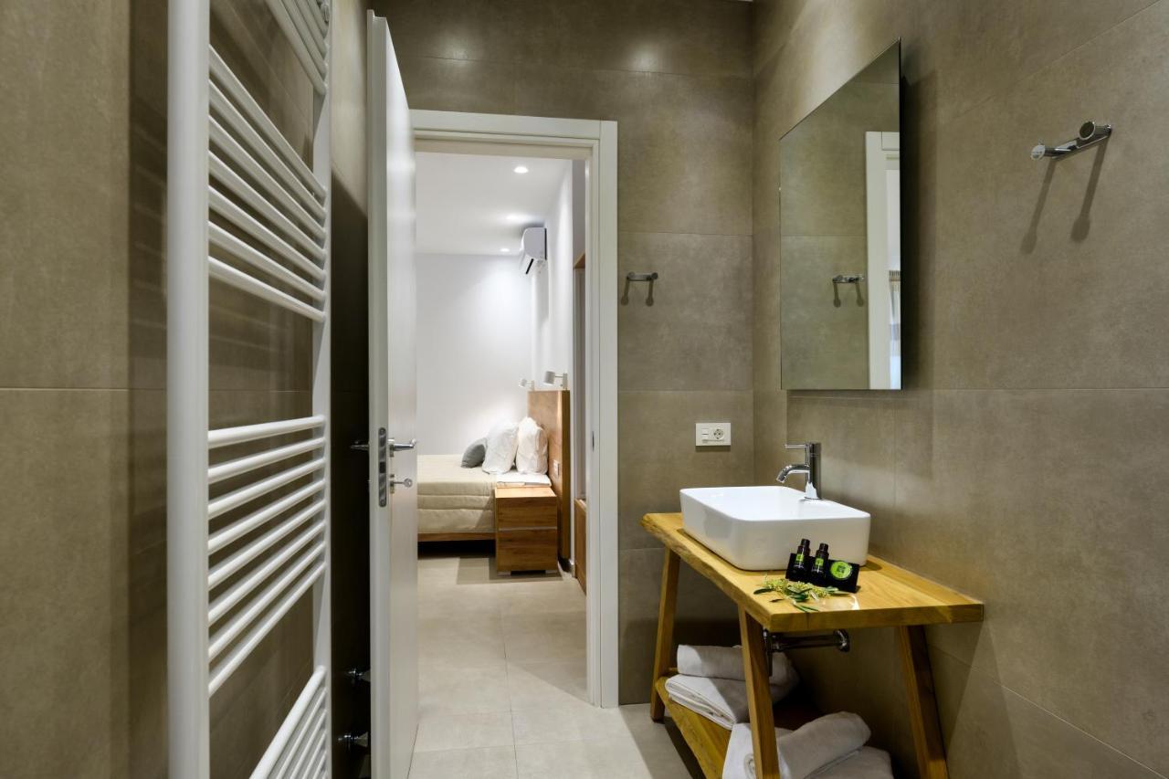 Suites Of Happiness Парга Екстериор снимка