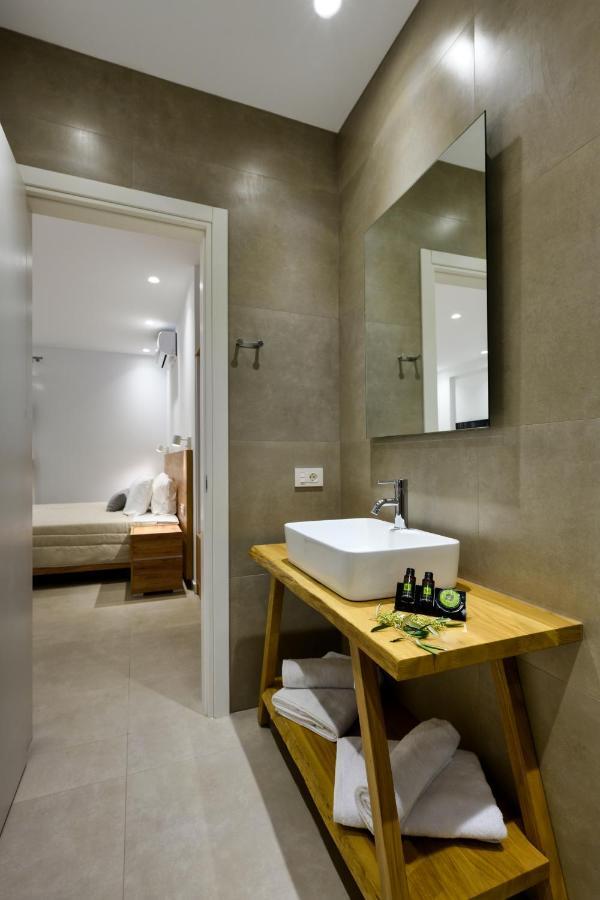 Suites Of Happiness Парга Екстериор снимка