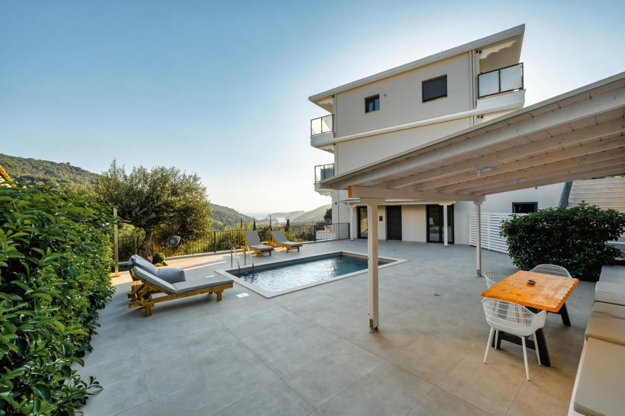 Suites Of Happiness Парга Екстериор снимка