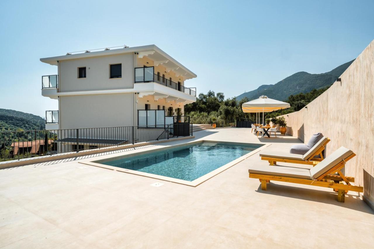 Suites Of Happiness Парга Екстериор снимка